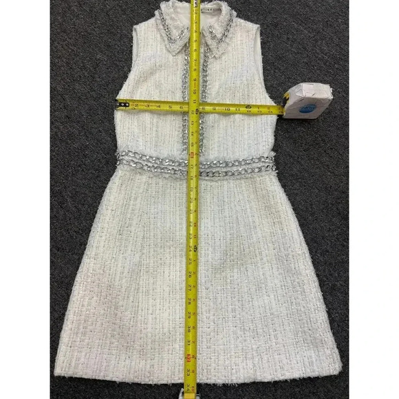 Alice + Olivia Womens White Ellis Chain Trim Tweed Collared Mini Dress S… - Picture 14 of 16